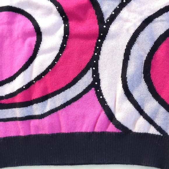 NWT. Woman's 100% Cashmere sweater w/crystal, multi color design and embroidery. - Picture 3 of 8